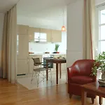 Btt Serviced Apartment