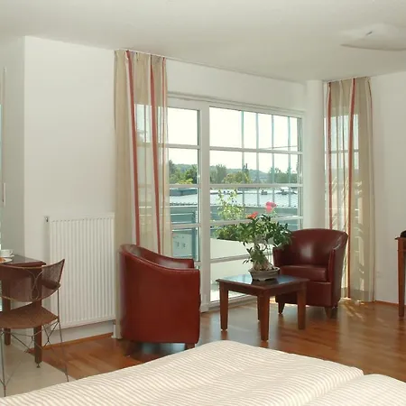 Btt Serviced Apartmán Řezno